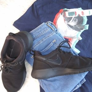 Nike kids sneakers 4.5Y